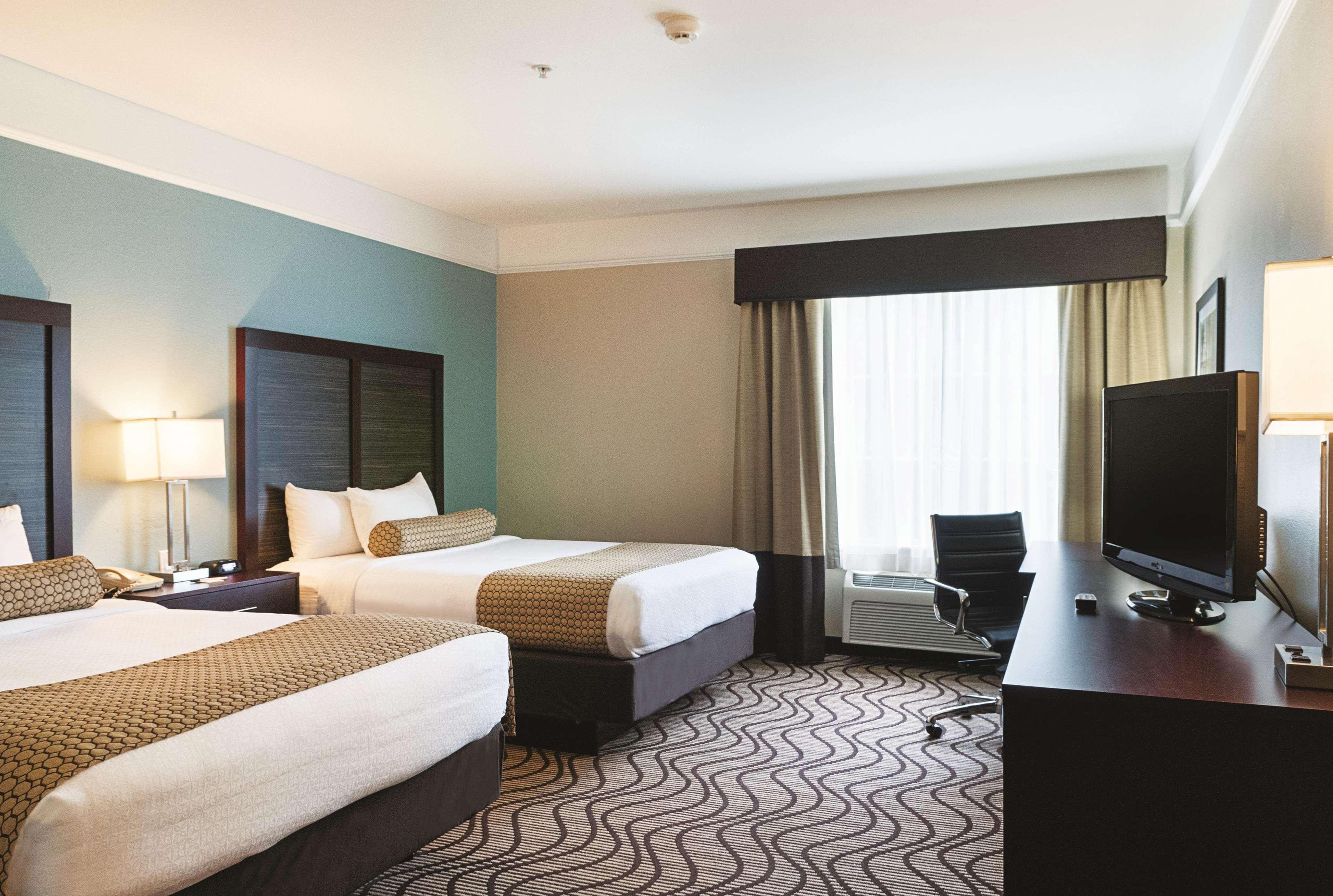 La Quinta By Wyndham Houma Hotel Exterior photo