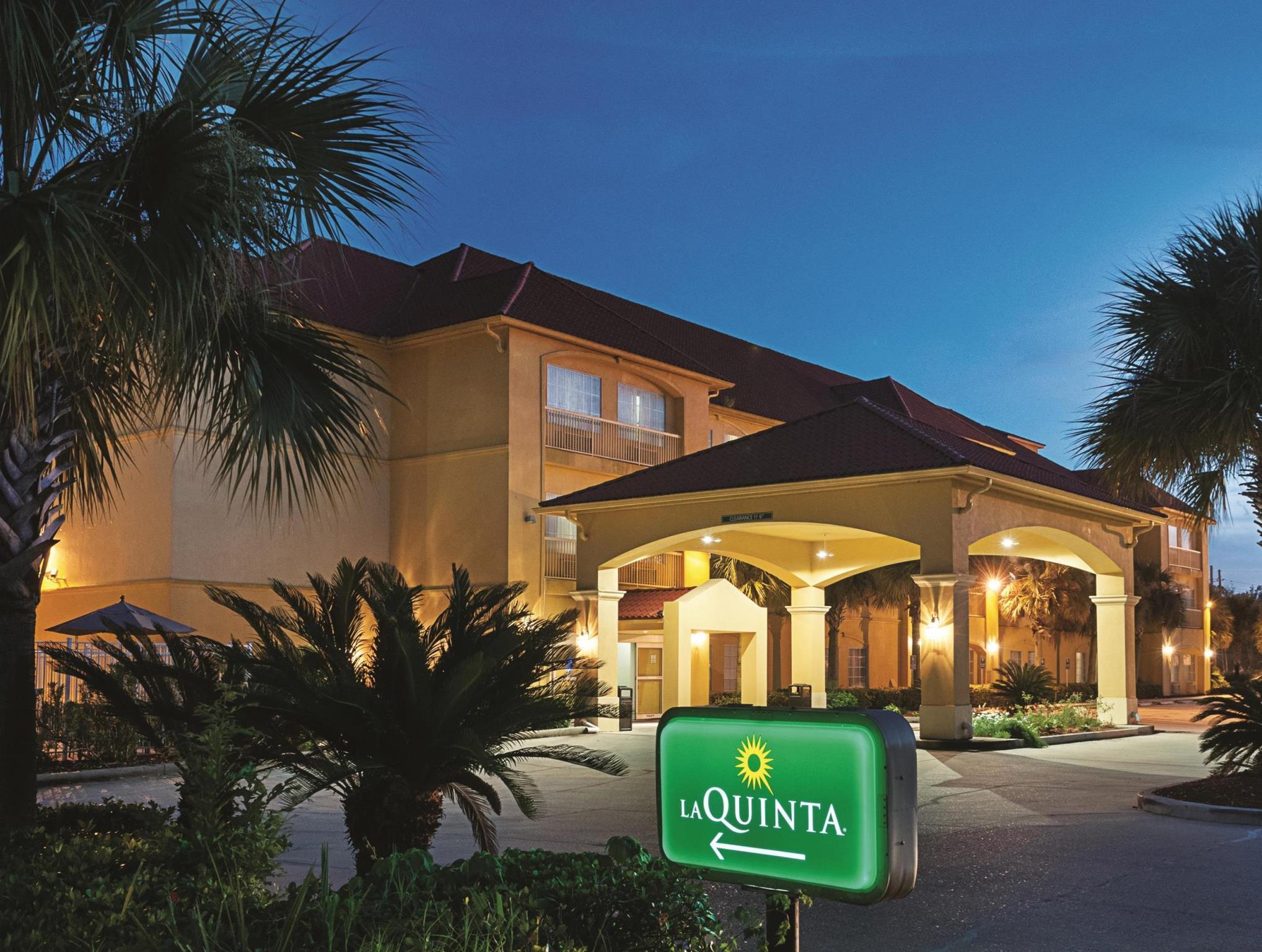 La Quinta By Wyndham Houma Hotel Exterior photo