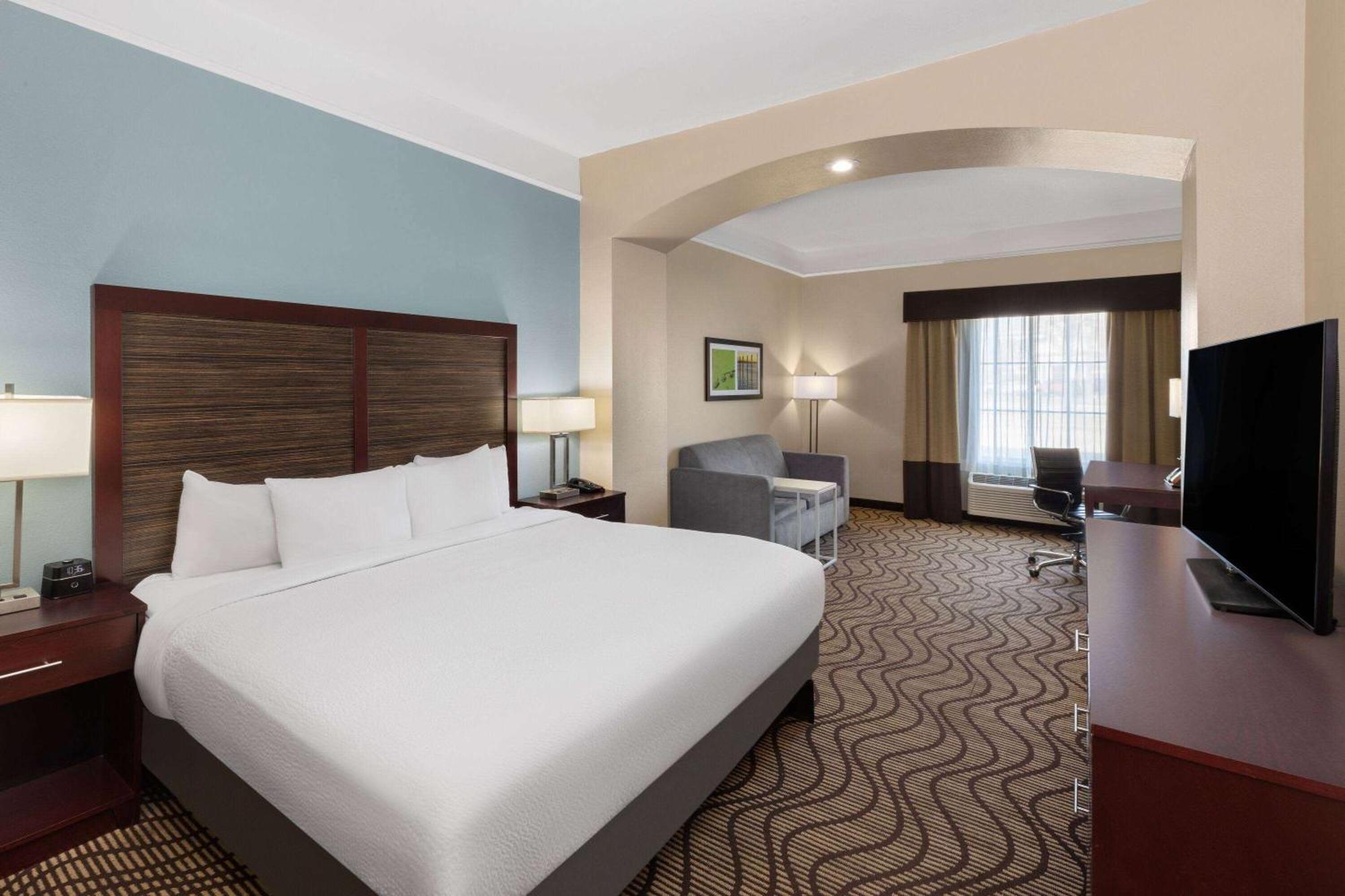 La Quinta By Wyndham Houma Hotel Exterior photo
