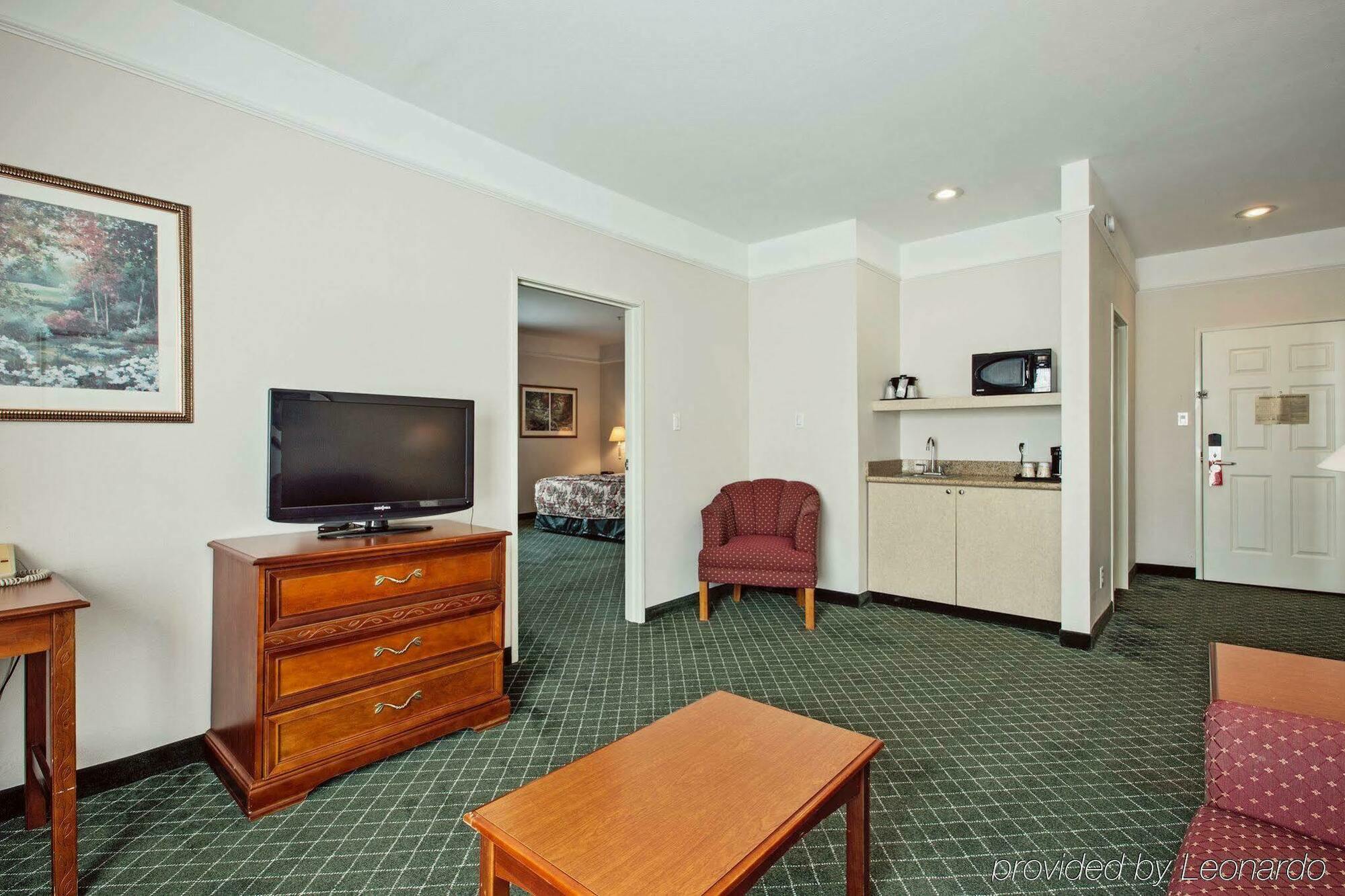 La Quinta By Wyndham Houma Hotel Exterior photo